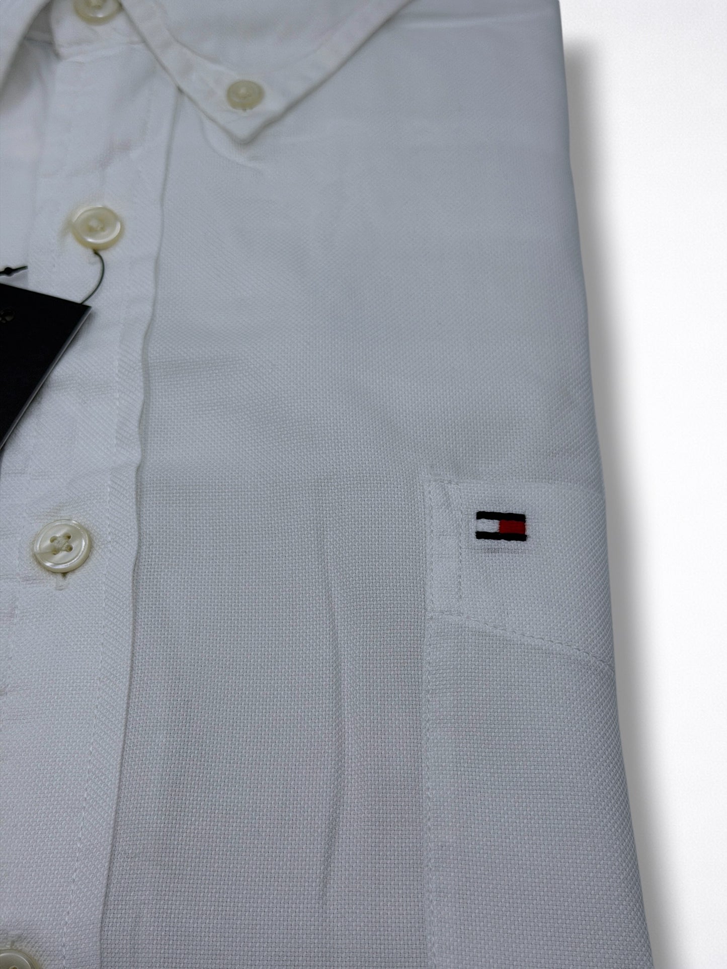 Camisa Tommy Hilfiger Classic Fit Manga Larga Talla XXXL, modelo reducido, sirve para Talla XXL
