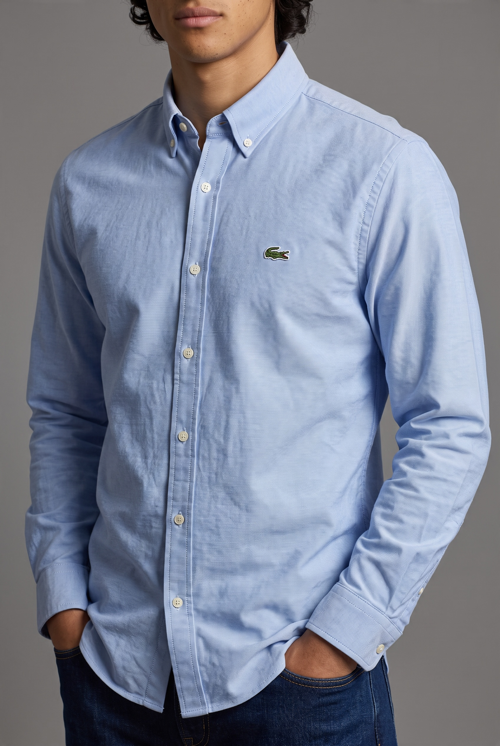 Camisa Lacoste talla XL slim fit stretch, viene reducida, sirve para talla M