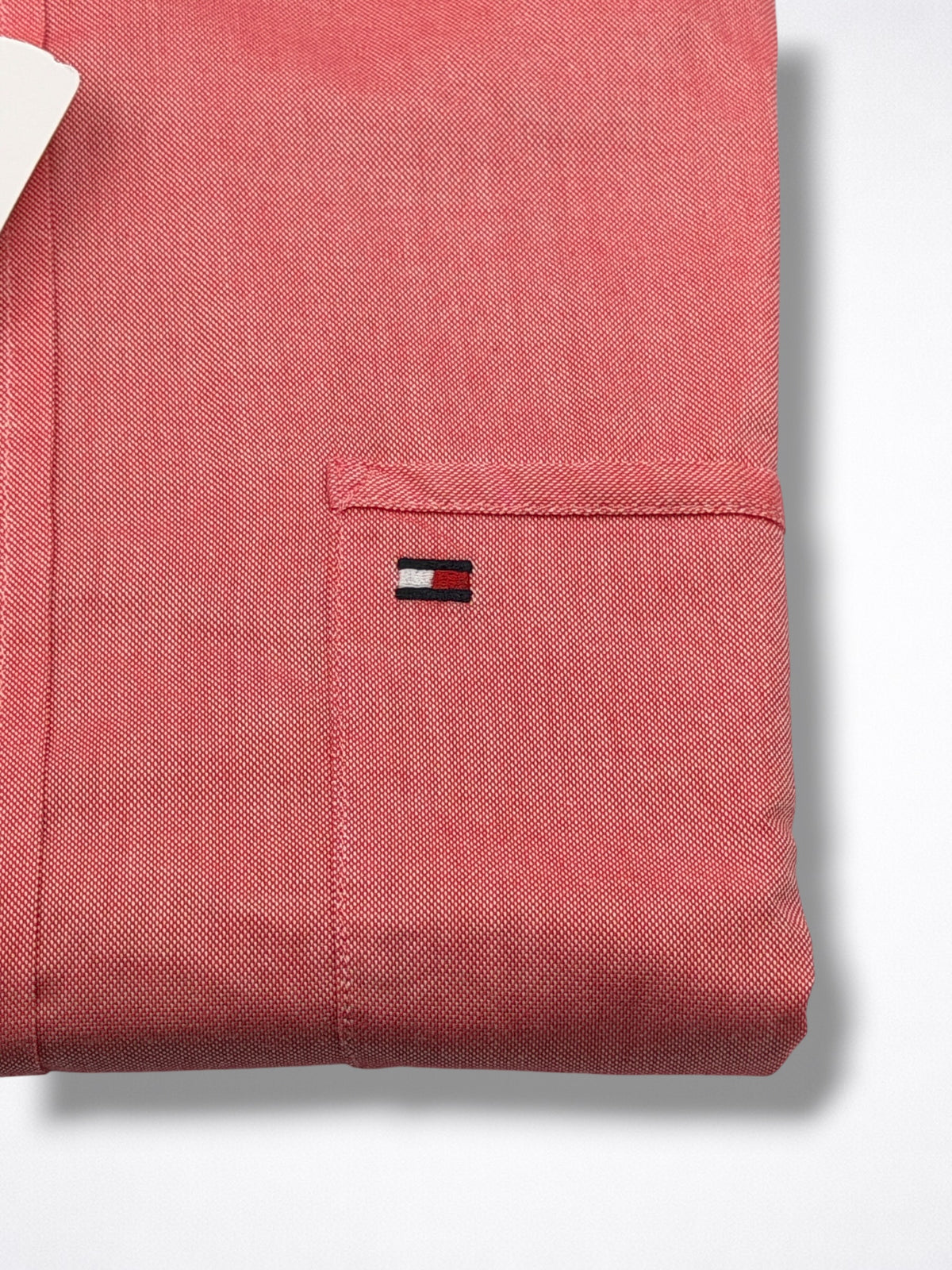 Camisa Tommy Hilfiger Slim Fit manga larga talla M, modelo reducido sirve para S