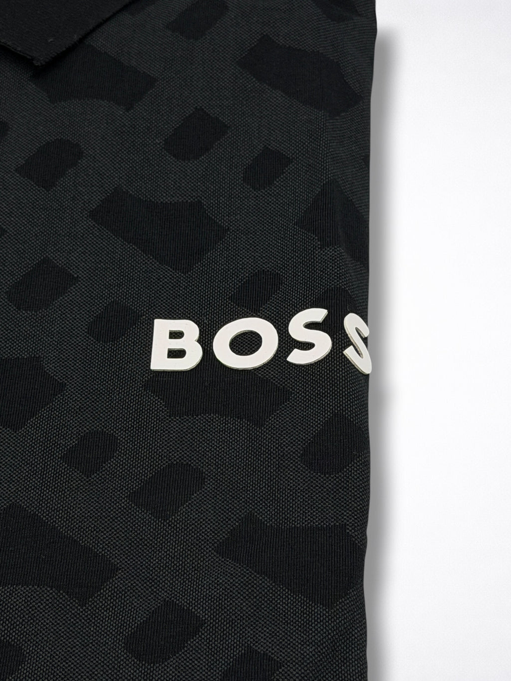 Playera Boss Polo talla M, viene reducida, sirve para talla S