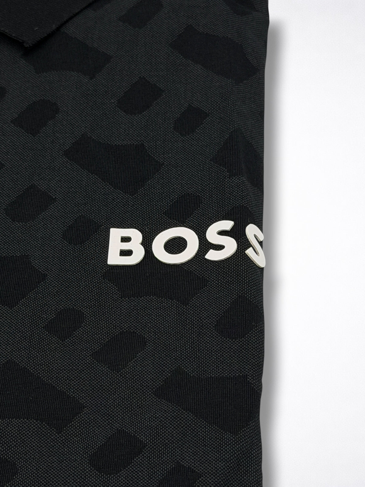 Playera Boss Polo talla M, viene reducida, sirve para talla S