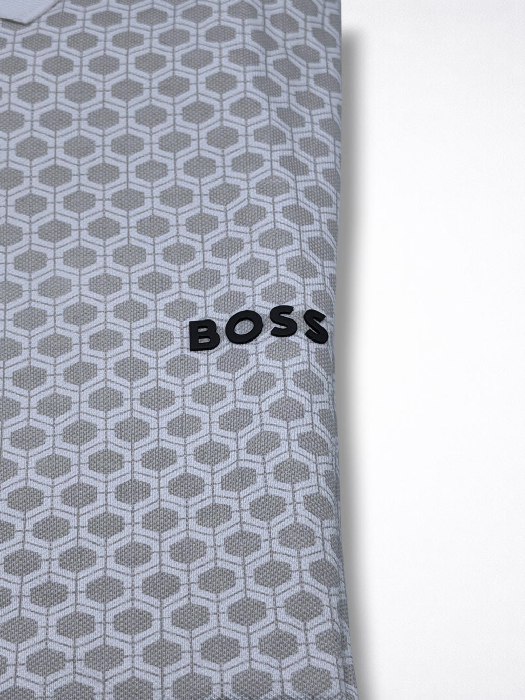 Playera Boss Polo talla 3XL, viene reducida, sirve para talla XL