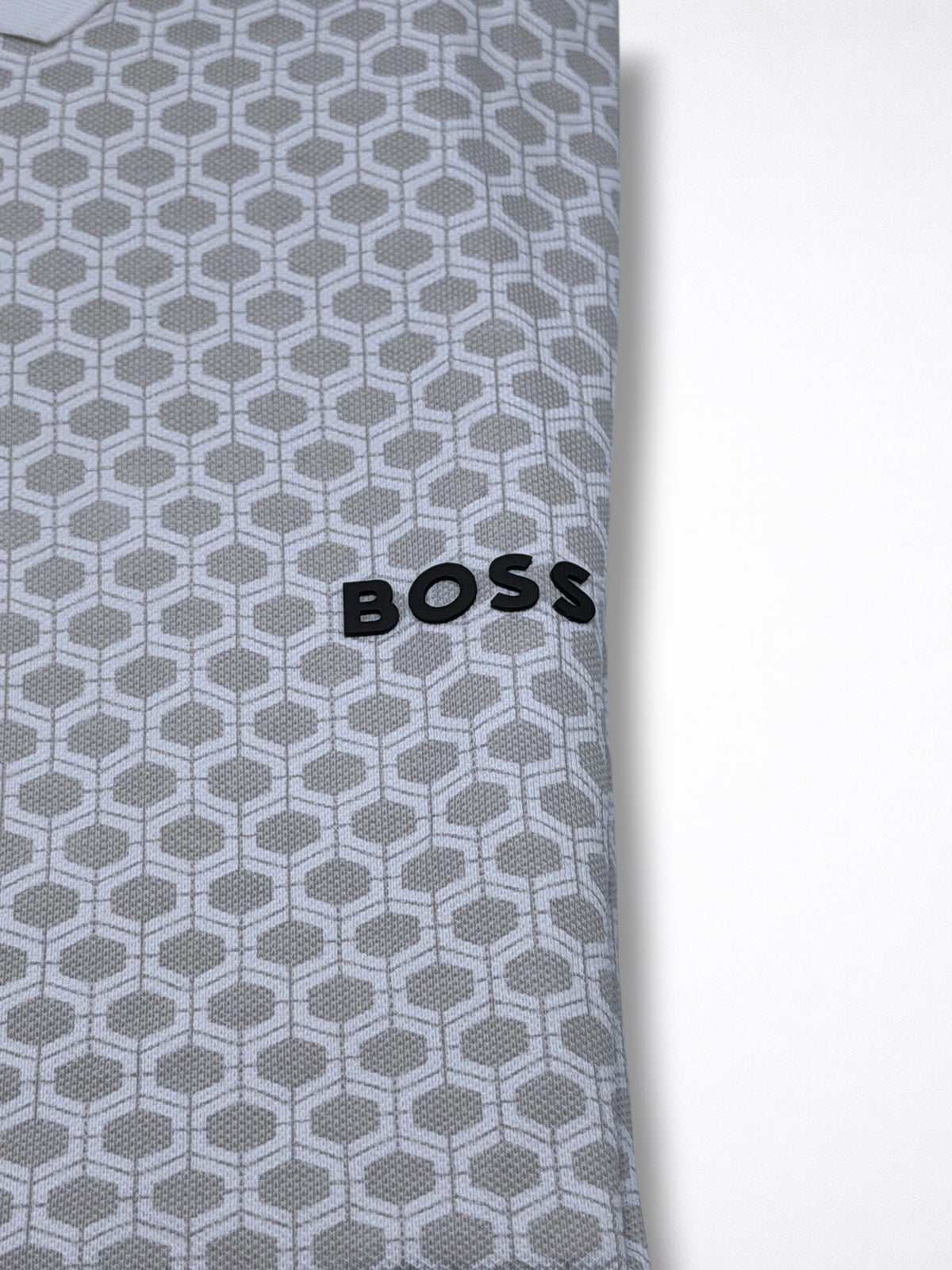 Playera Boss Polo talla 3XL, viene reducida, sirve para talla XL