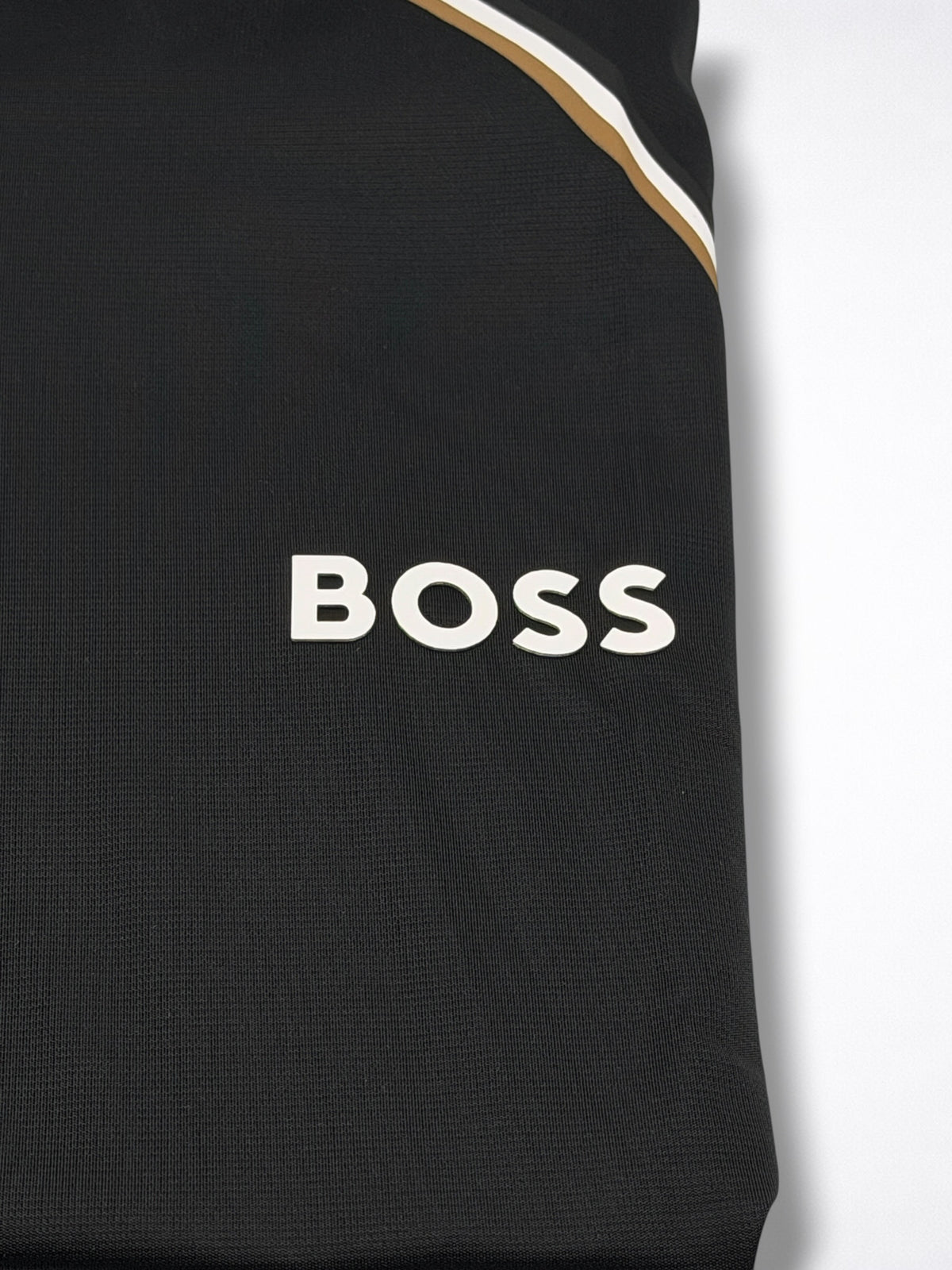 Playera Boss talla 3XL, viene reducida, sirve para talla XL