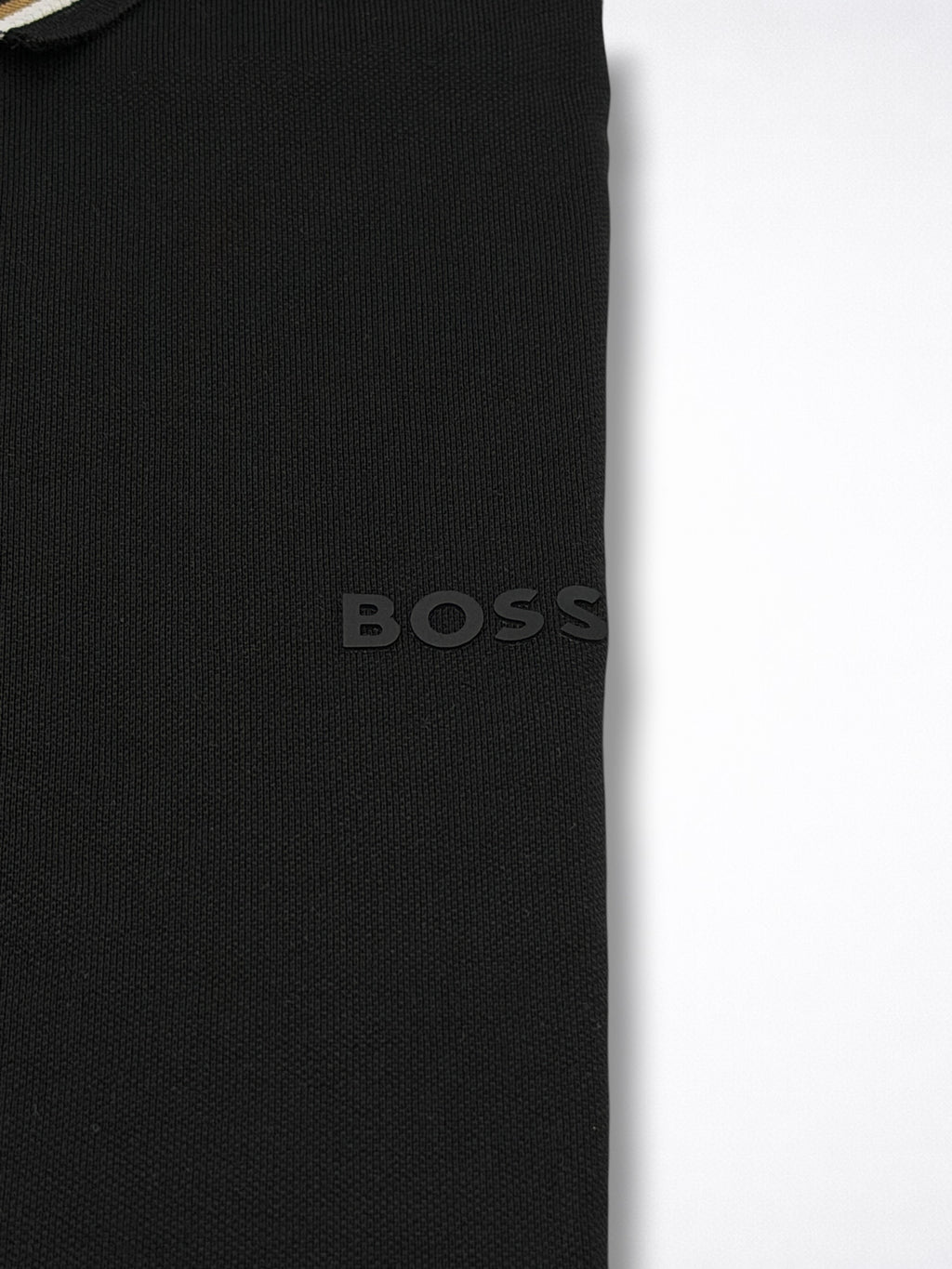 Playera Boss Polo talla L, viene reducida, sirve para talla M