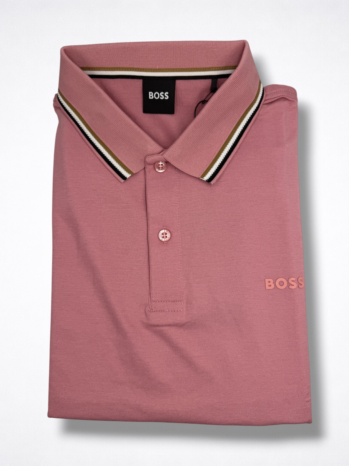 Playera Boss talla M, viene reducida, sirve para talla S
