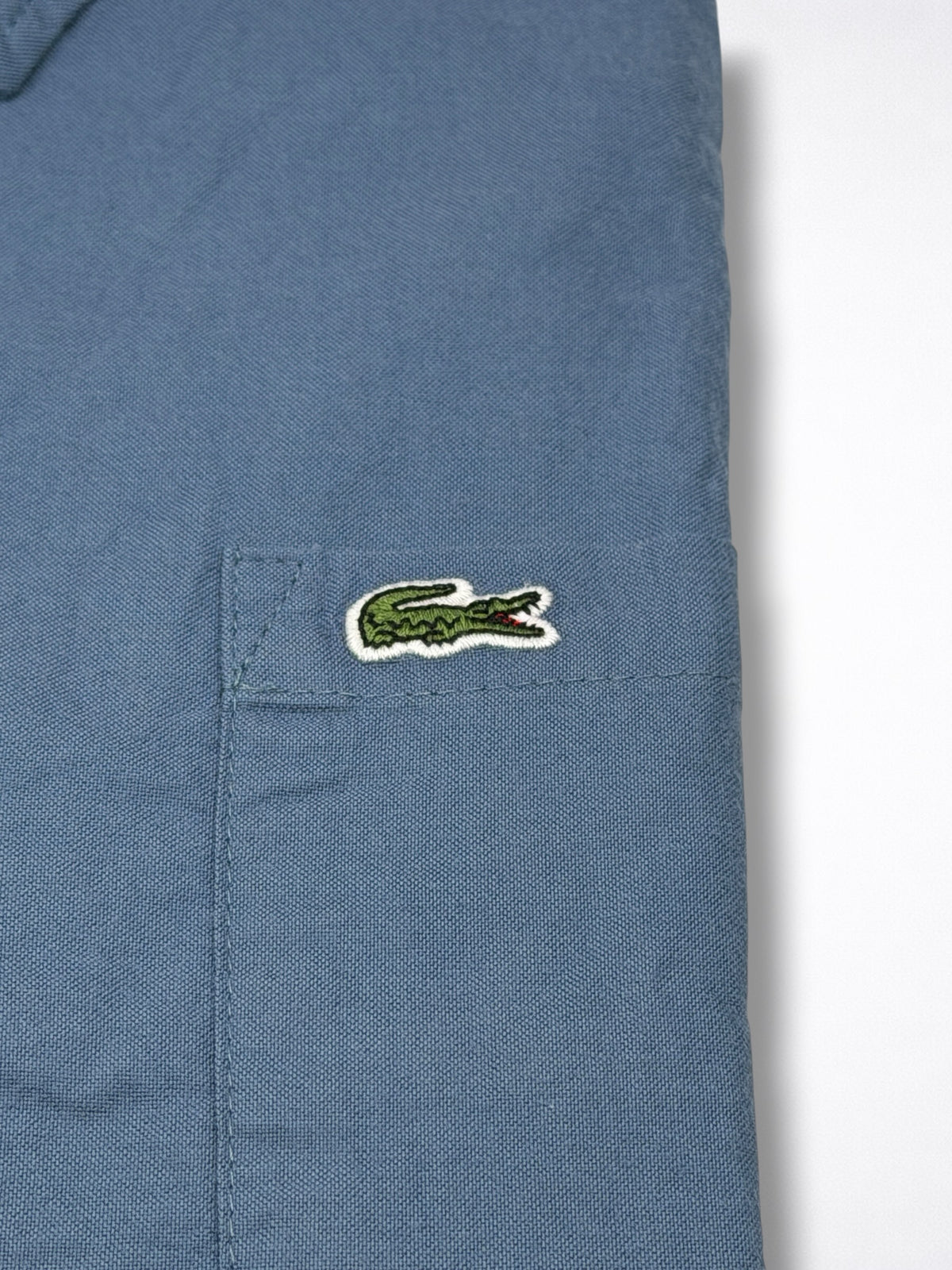 Camisa Lacoste talla XXL slim fit stretch, viene reducida, sirve para slim fit talla L