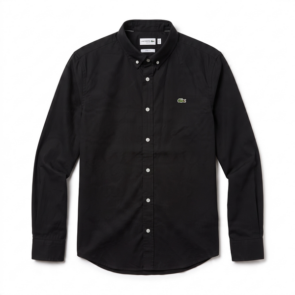 Camisa Lacoste talla XL slim fit stretch, viene reducida, sirve para talla M