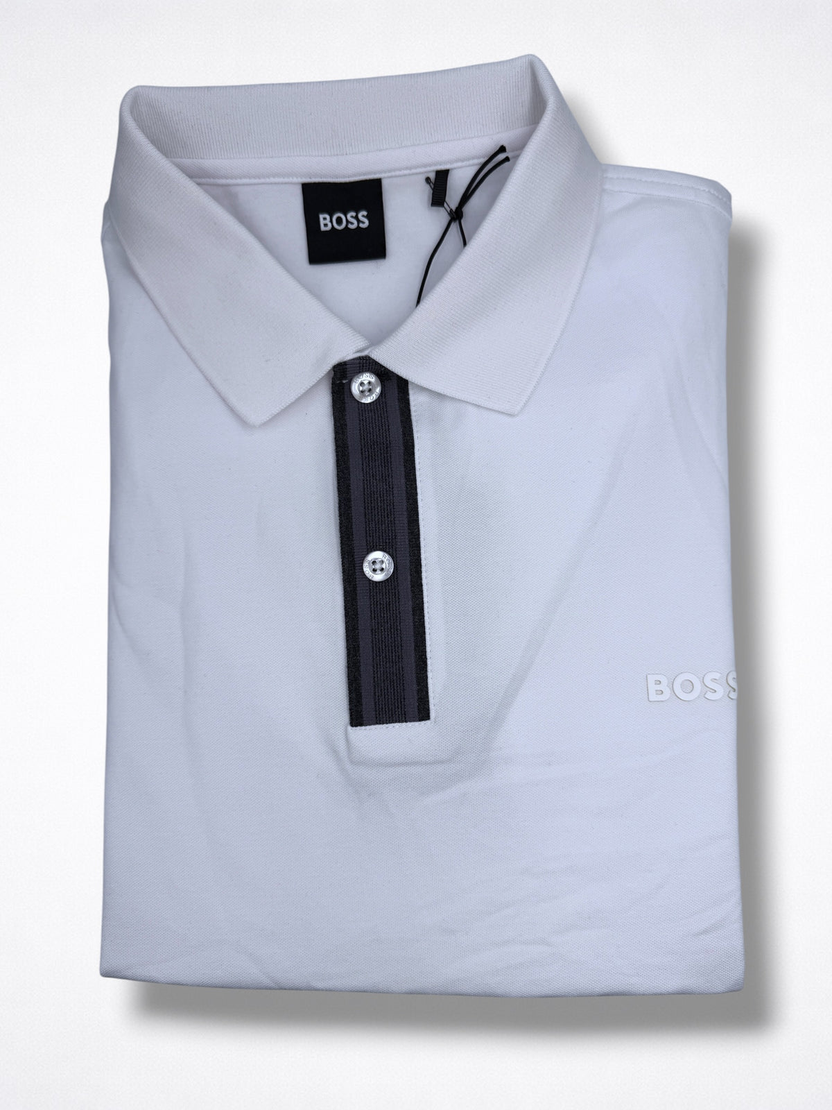 Playera Boss Polo talla XL, viene reducida, sirve para talla L