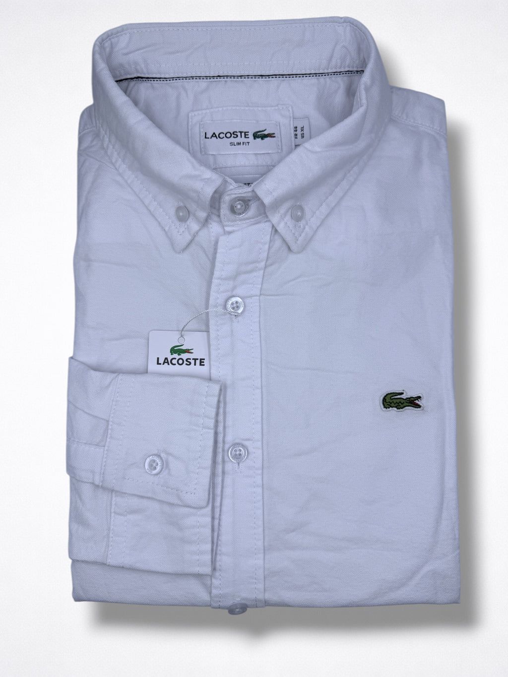 Camisa Lacoste talla XL slim fit stretch, viene reducida, sirve para talla S