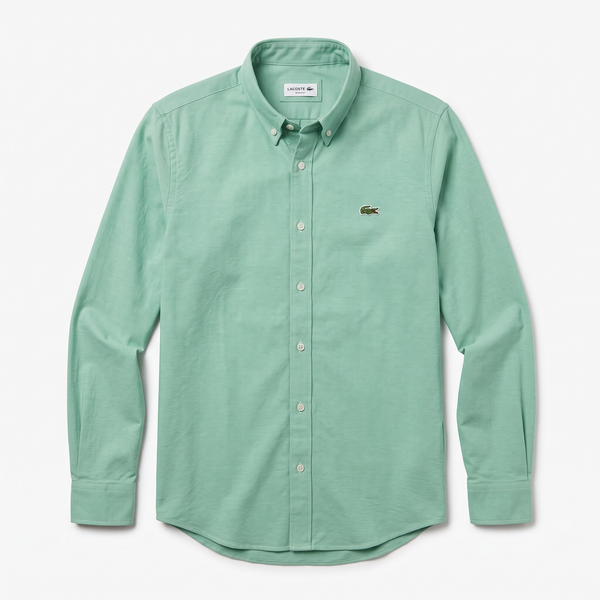 Camisa Lacoste talla XL slim fit stretch, viene reducida, sirve para talla M