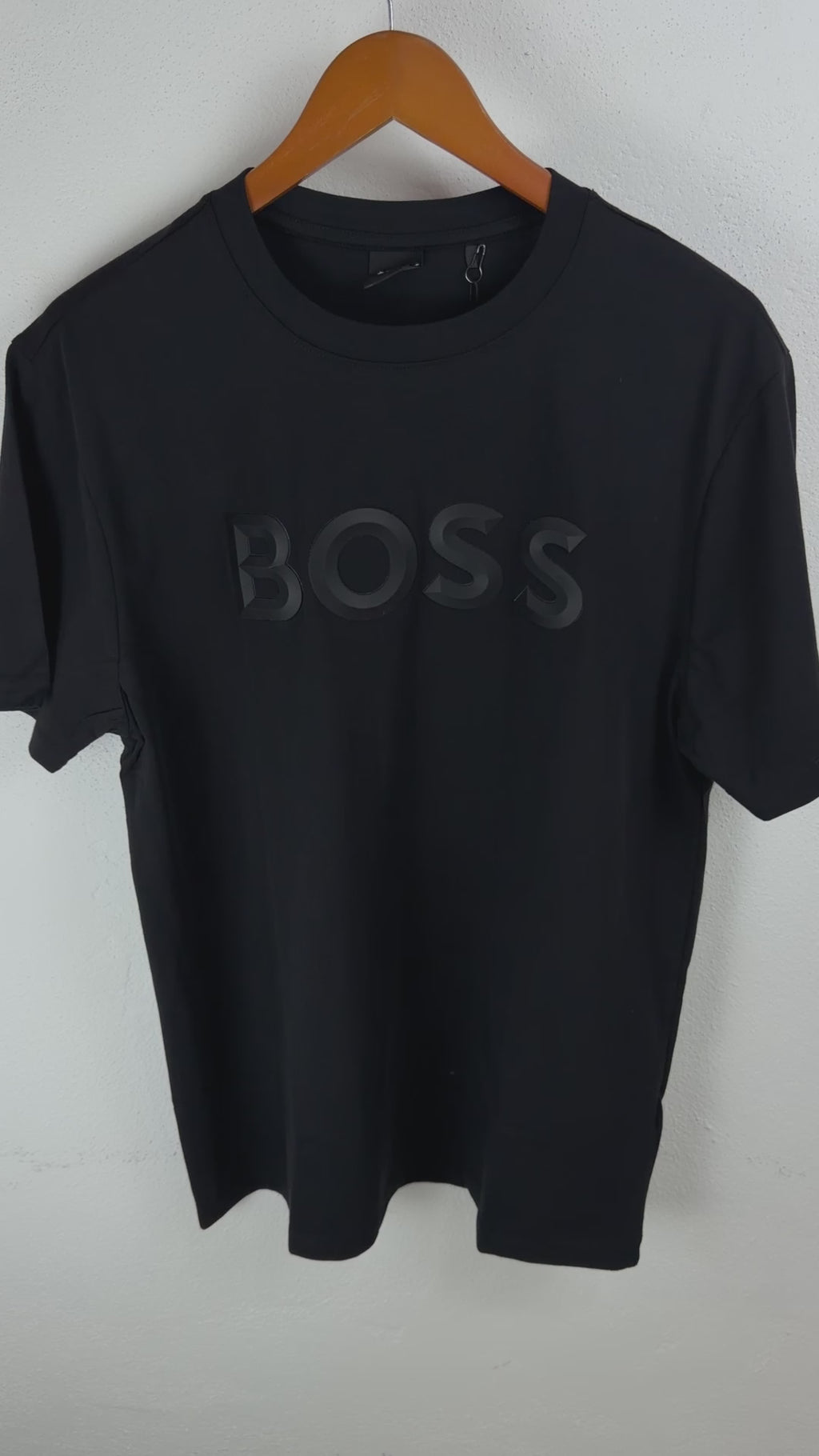 Playera Boss Classic Fit Cuello Redondo Talla L