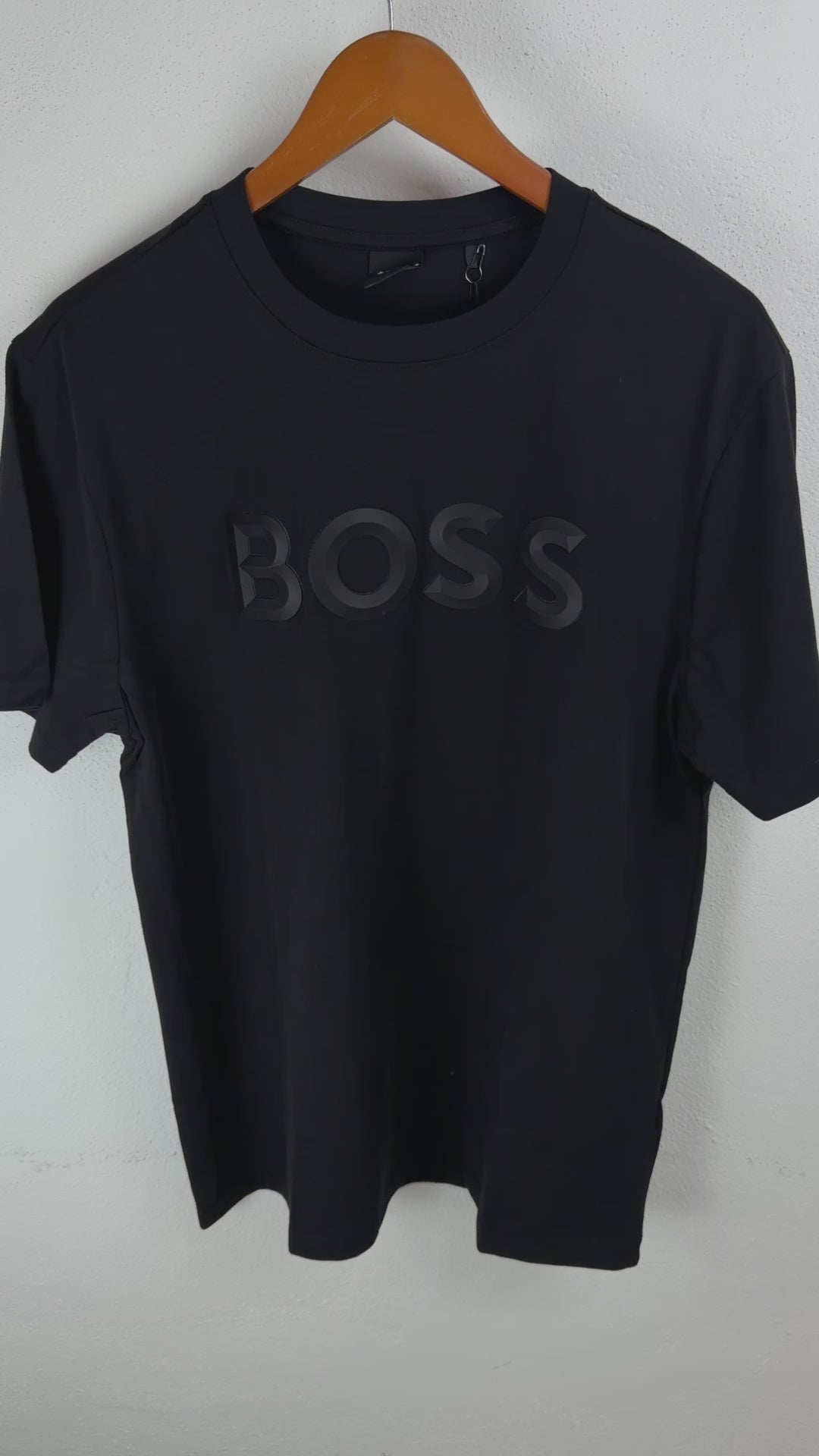 Playera Boss Classic Fit Cuello Redondo Talla L